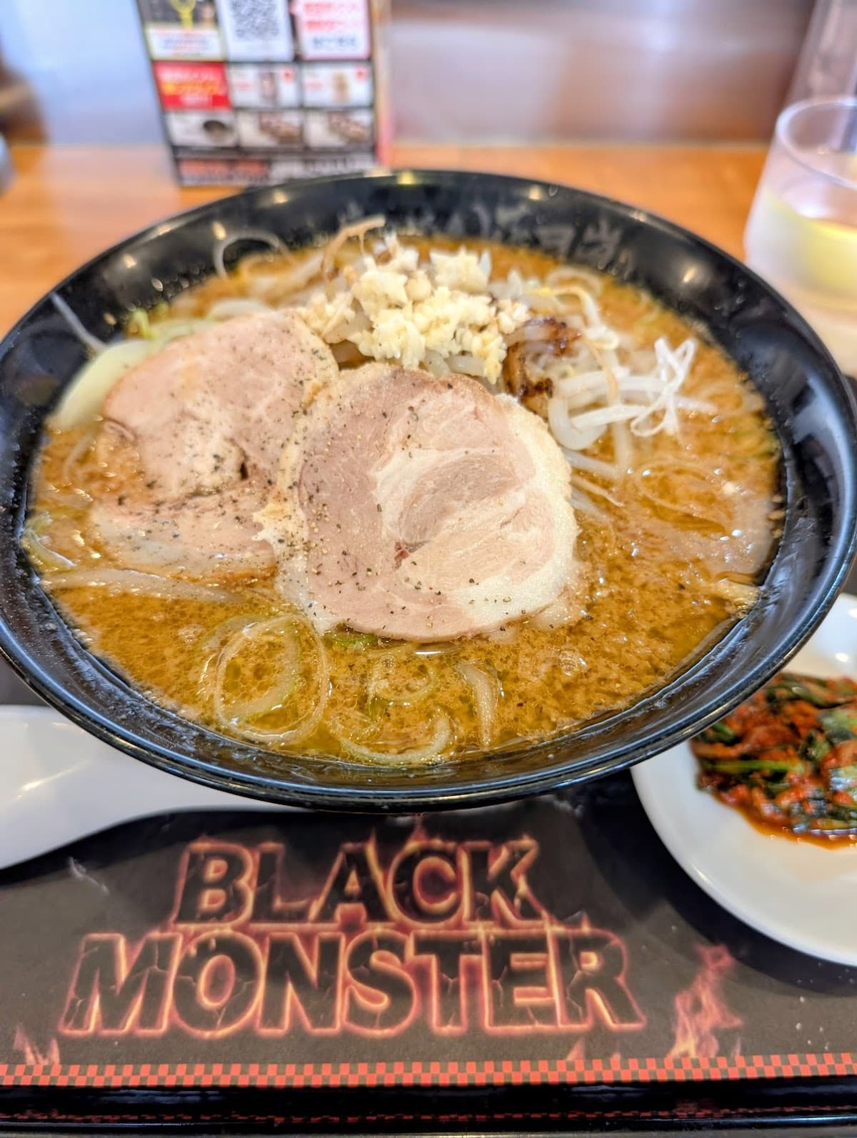 らーめん 嵐 店舗写真 3