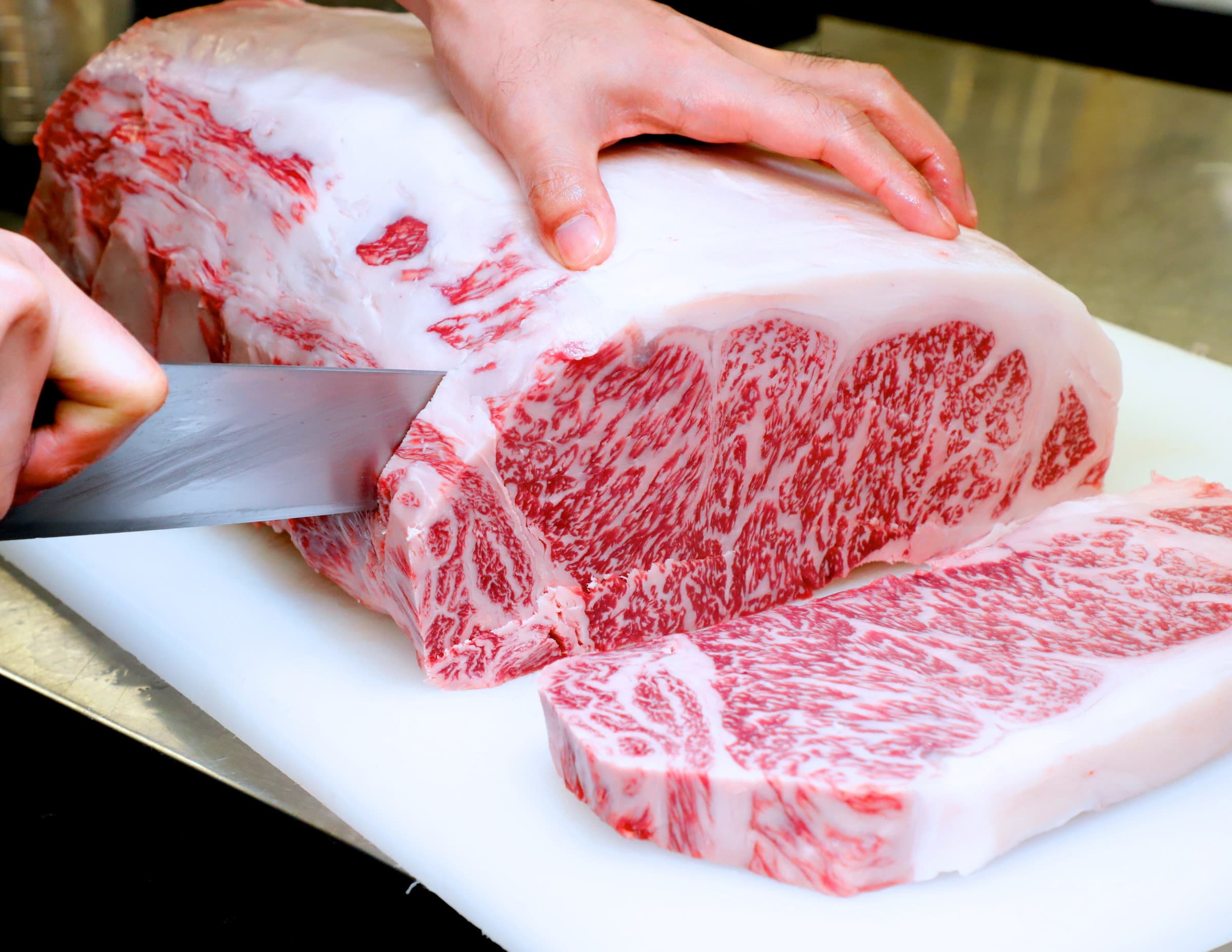 旬の肉ダイニング exe9tive 店舗写真 1
