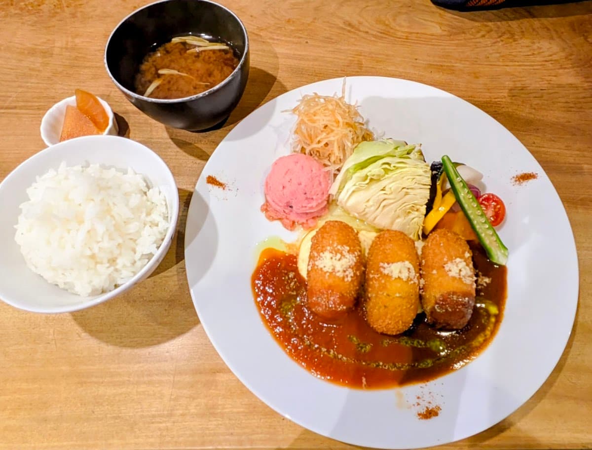 洋定食 優和 店舗写真 4