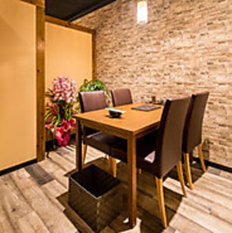 炭火焼鳥 Dining 晴レル屋 店舗写真 2