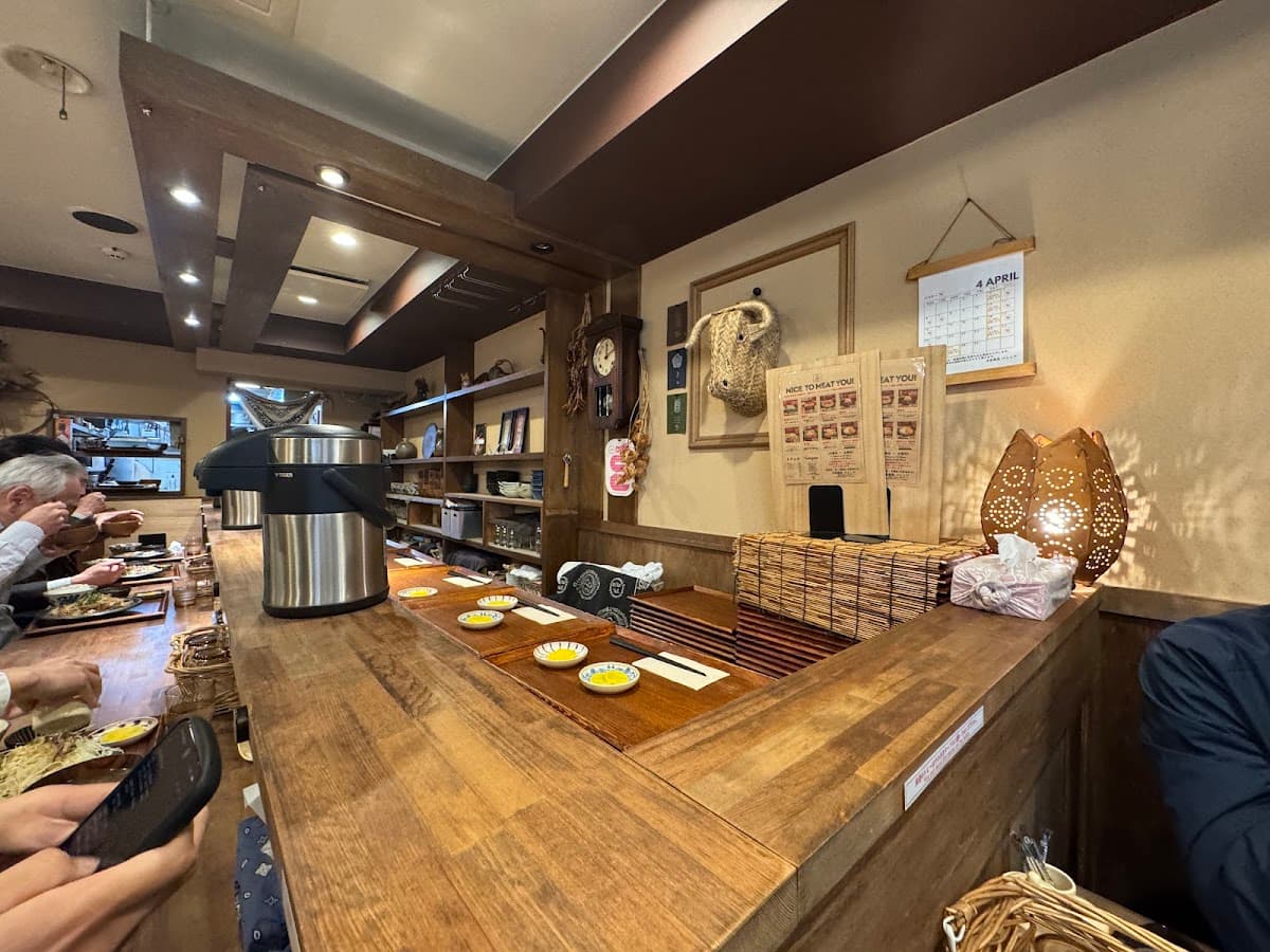 洋食膳処 ハレレア 店舗写真 2