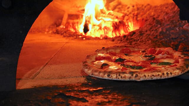 PIZZERIA L.F.C 店舗写真 1