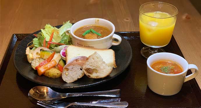 Plaisir プレジール 店舗写真 1